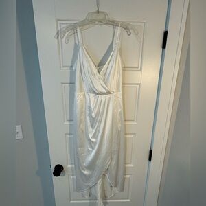Pearly white lined silky dress